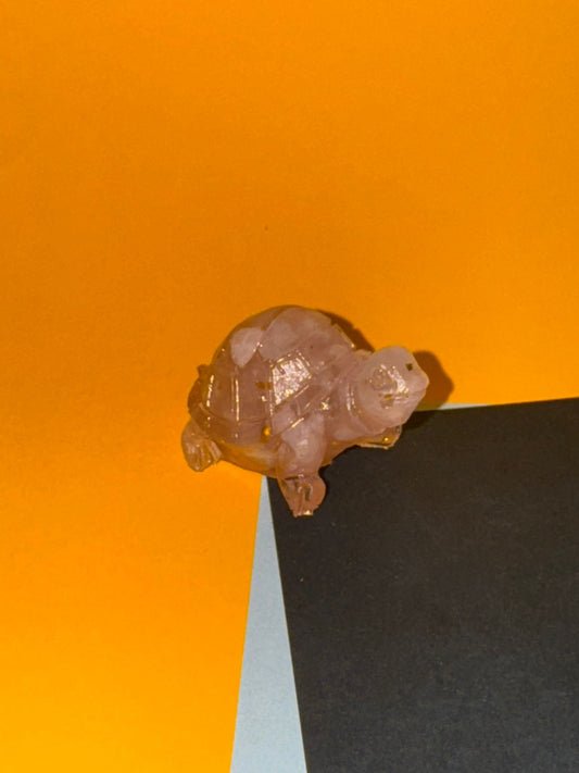 Tortuga de Resina y Cuarzo Rosa